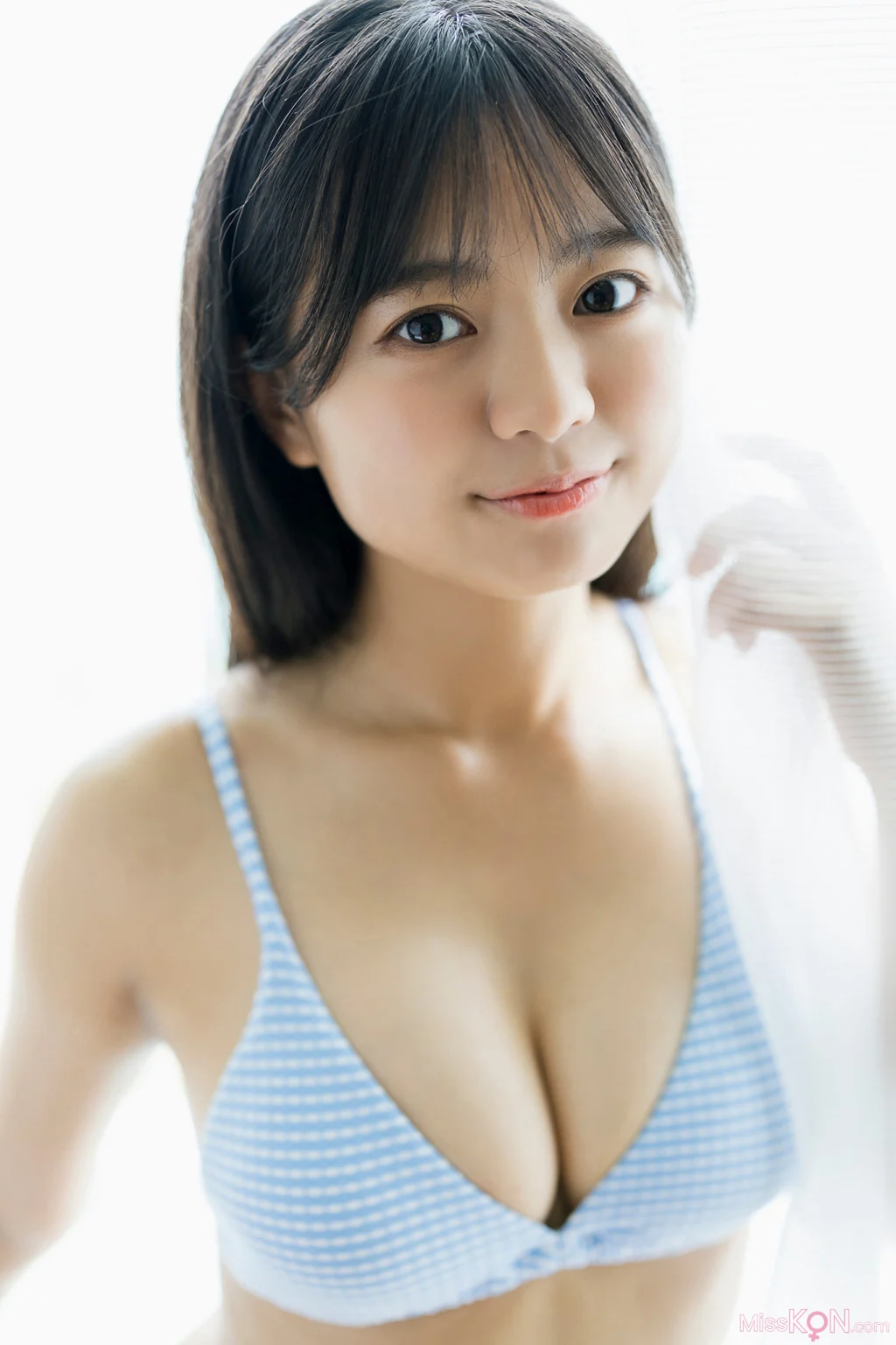 [JP] Ayano Kato (加藤綾乃): 【増量版全５０Ｐ】ミスマガのアソビバ！ ミスマガジン２０２３ソログラビアＳＰ！５ ヤンマガデジタル写真集 (54 photos) – Page 2
