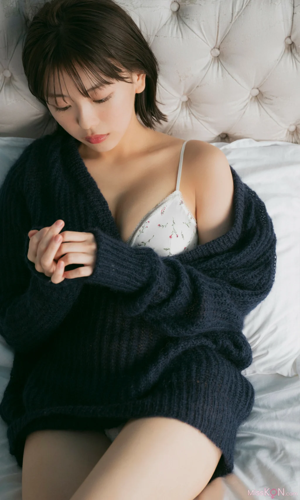 [JP] Ayu Okuma (大熊杏優): 【デジタル限定】写真集「キミが大人っぽくなったのは、髪を伸ばしたせいではない。」 (69 photos)