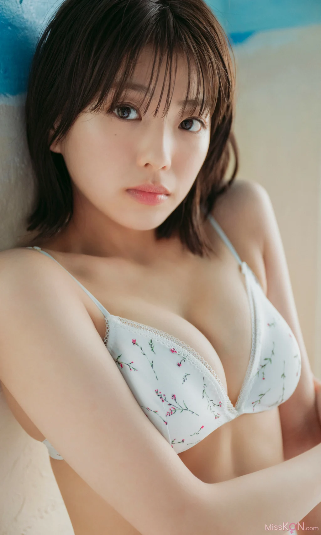 [JP] Ayu Okuma (大熊杏優): 【デジタル限定】写真集「キミが大人っぽくなったのは、髪を伸ばしたせいではない。」 (69 photos)