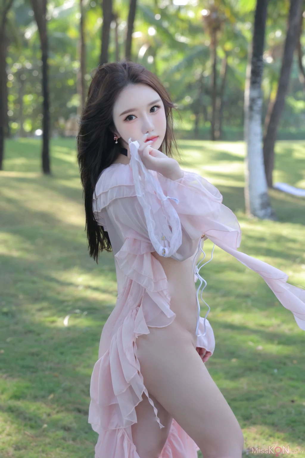 [XR Uncensored] 小薯条nienie: R18 秀人网模特 粉色 (60 photos) – Page 2