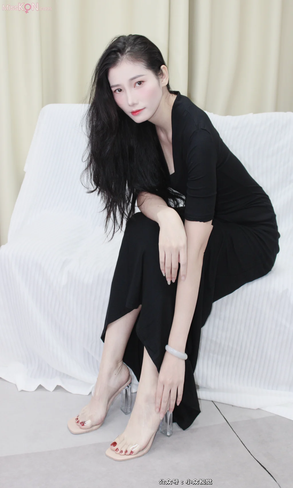[小众视觉] No.045: 思思姐 (137 photos + 1 video)