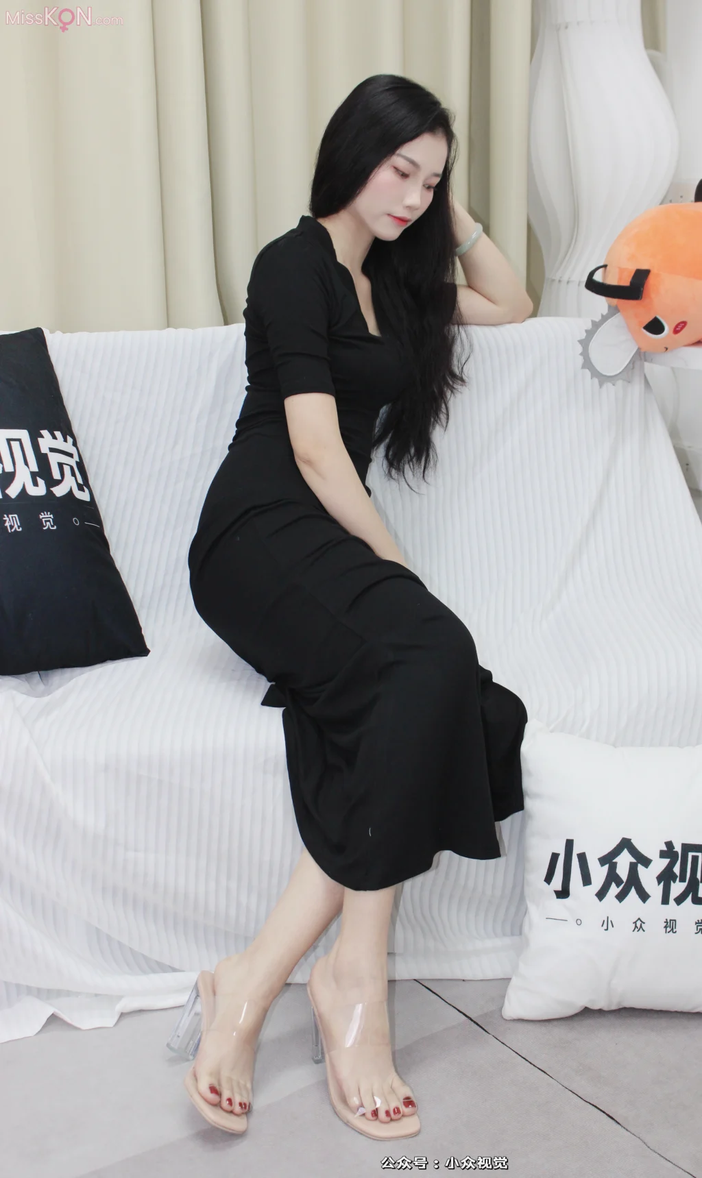 [小众视觉] No.045: 思思姐 (137 photos + 1 video)