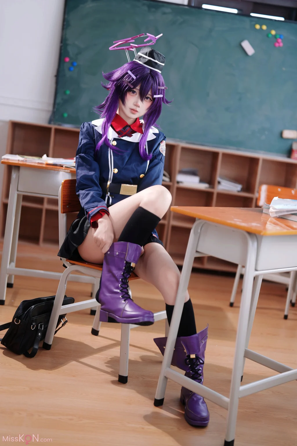 Coser@五更百鬼: 蔚蓝档案 伊草遥香 (14 photos)