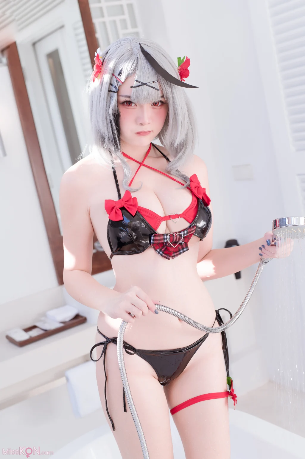 Coser@Xiaoyukiko小鱼: 沙花叉库洛艾 水着 (21 photos)