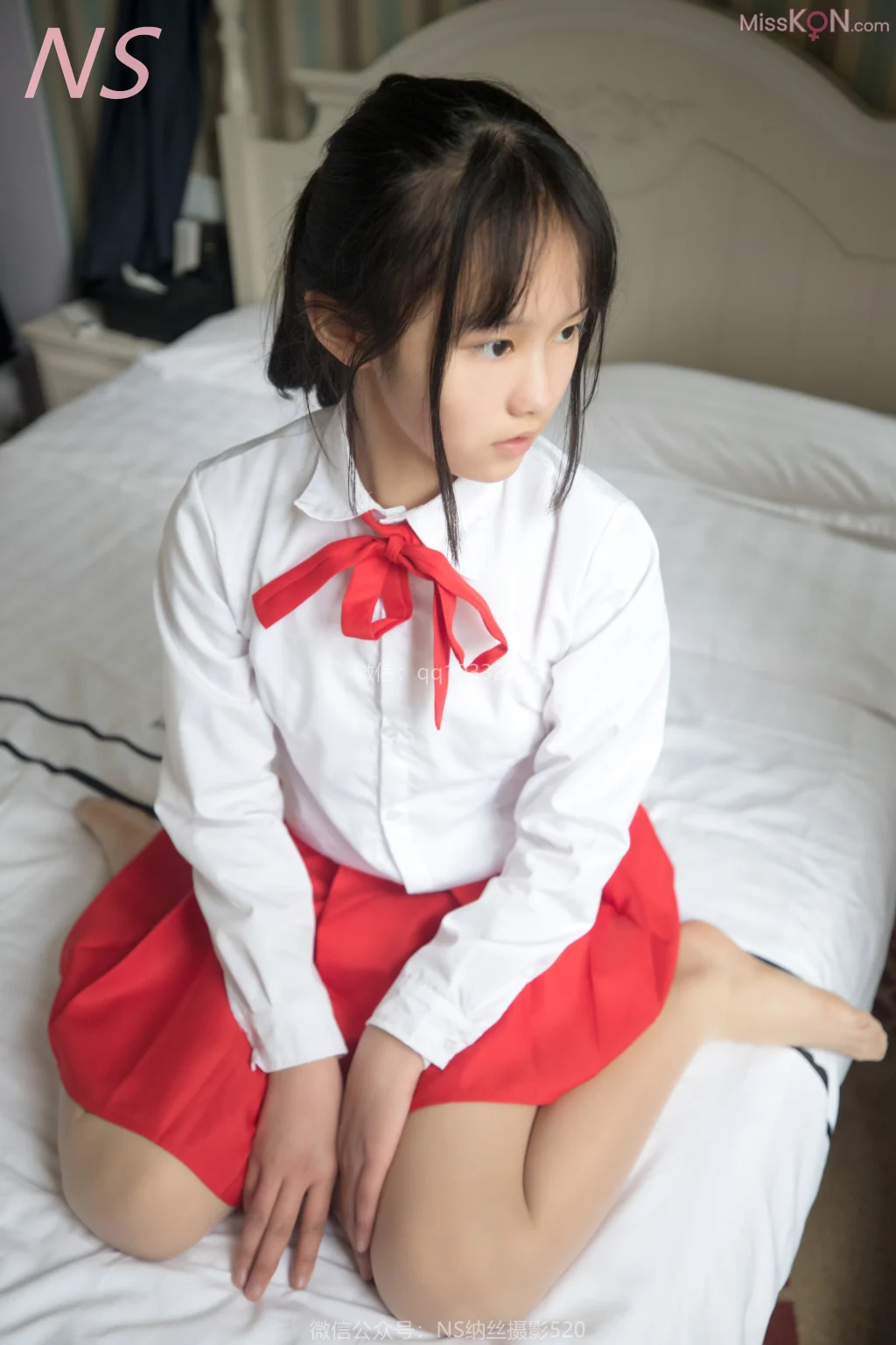 [NS纳丝摄影] No.104: 小莉 红色超短裙肉丝诱惑 (59 photos) – Page 2