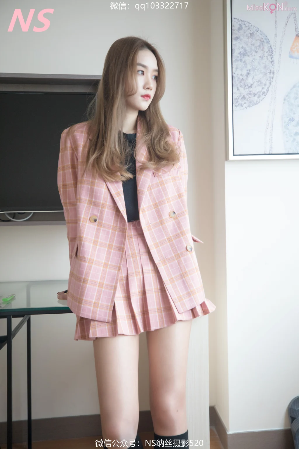 [NS纳丝摄影] No.106: 画画 高光丝袜 (87 photos)