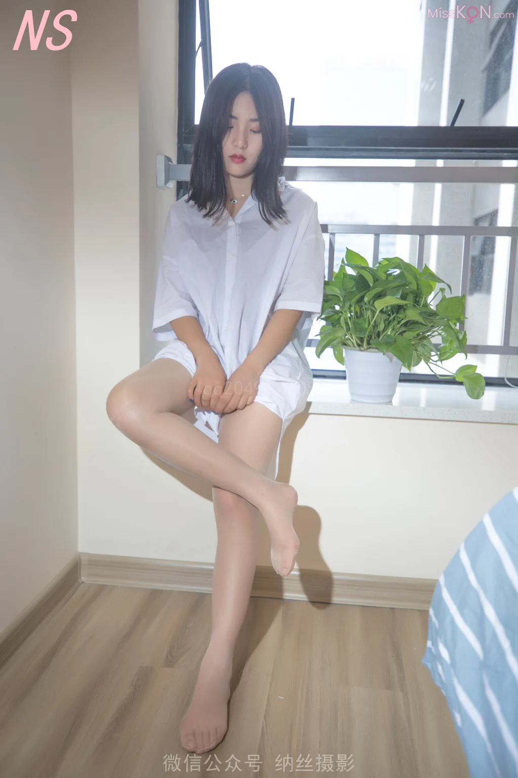 [NS纳丝摄影] No.109: 白衬衫少女的薄肉丝 (93 photos)