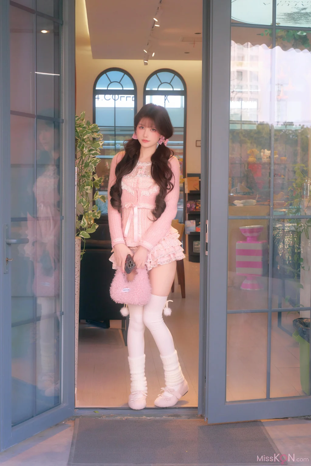 Coser@鹿八岁: 恋爱日记 (284 photos + 2 videos)