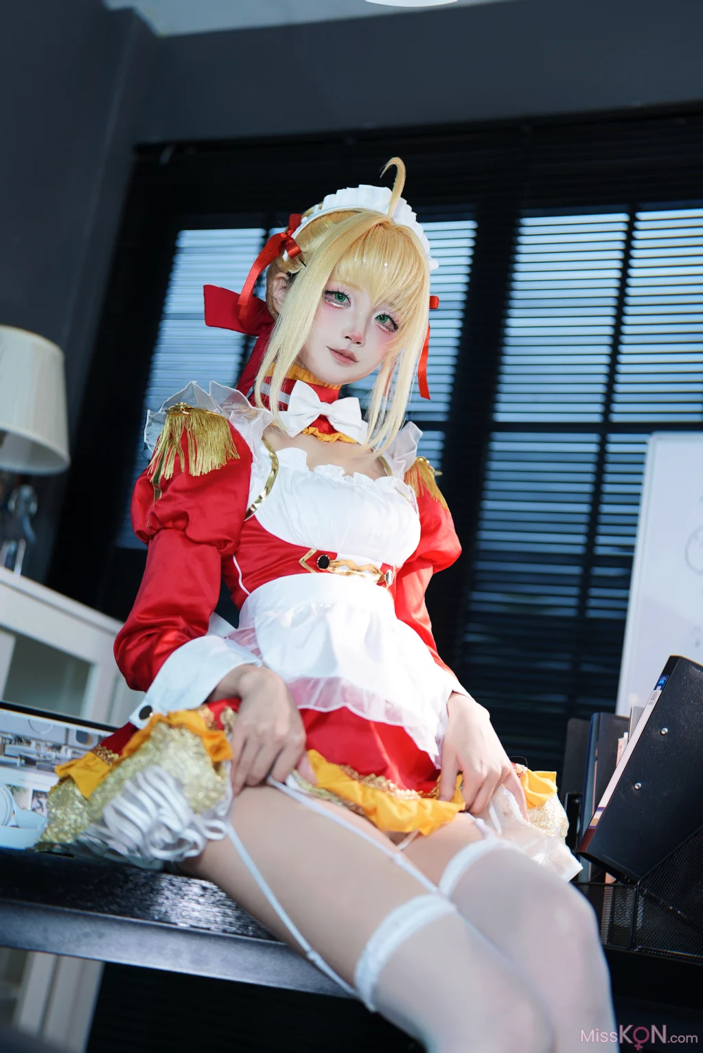 Coser@五更百鬼: FGO 尼禄 女仆 (15 photos)