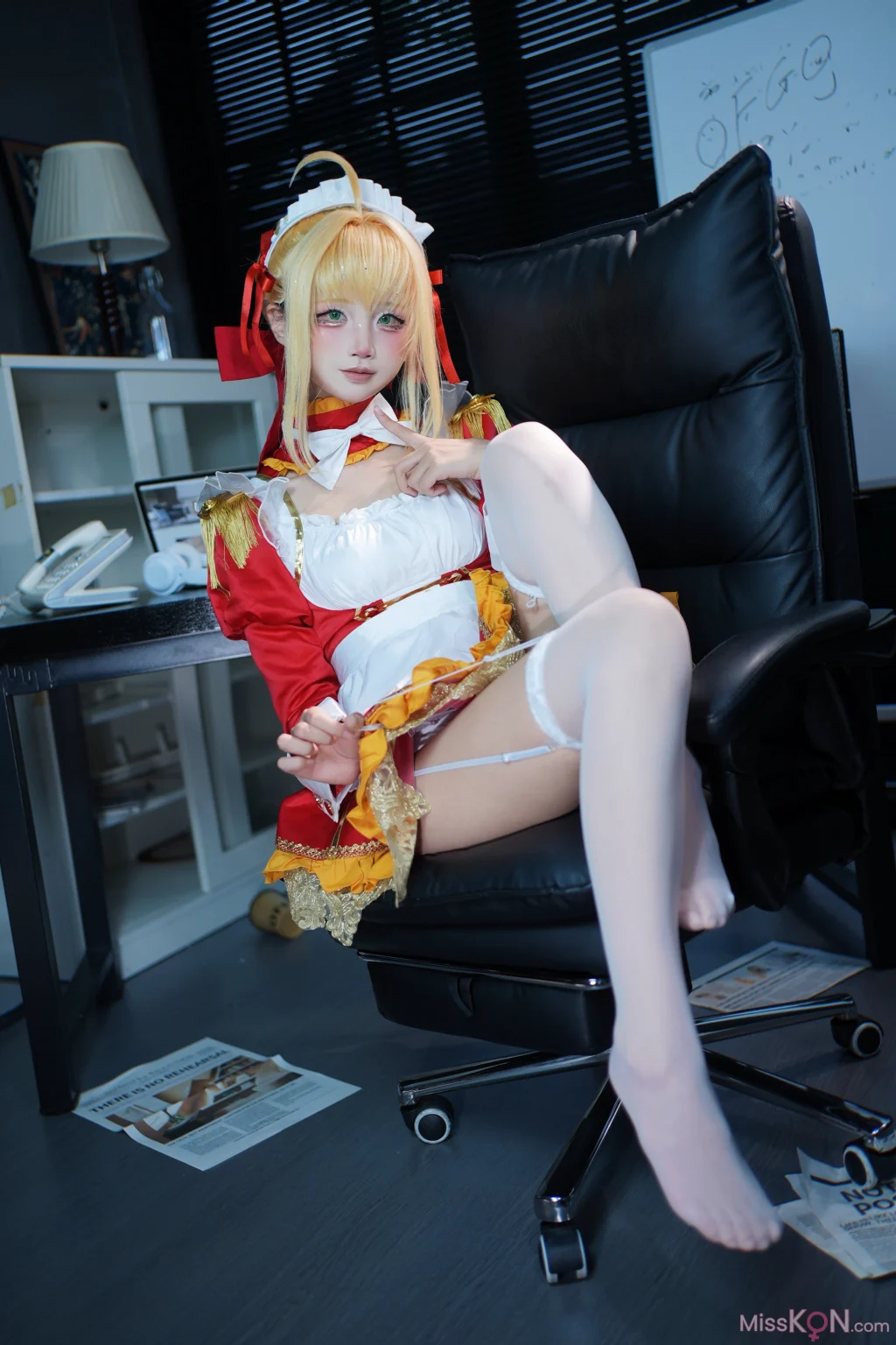 Coser@五更百鬼: FGO 尼禄 女仆 (15 photos) – Page 2