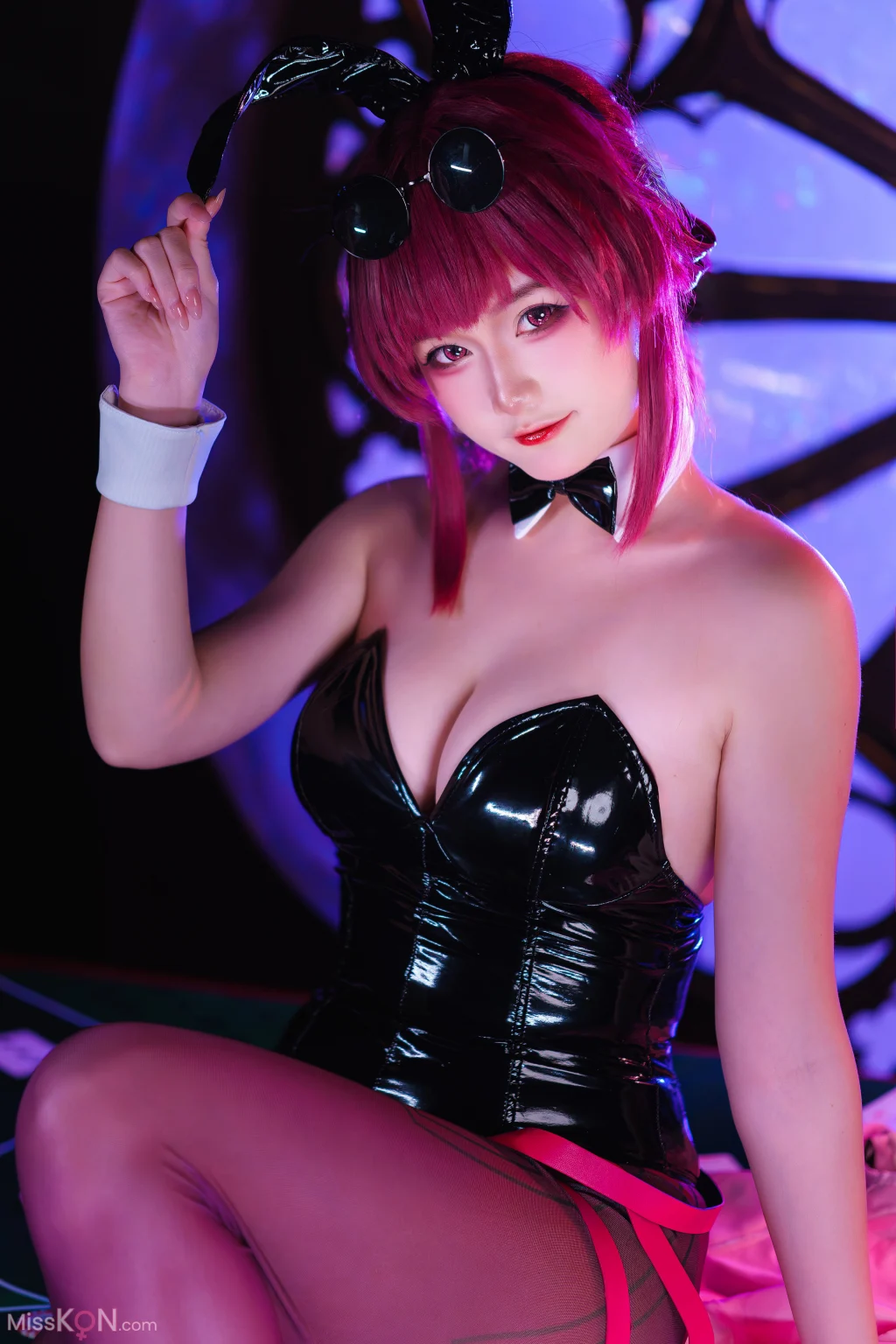 Coser@Xiaoyukiko小鱼: 崩坏 卡芙卡 (30 photos)