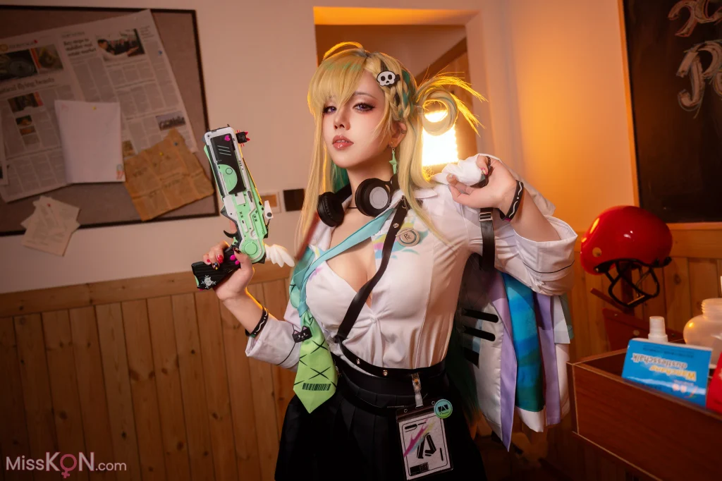 Coser@絞肉姬Walküre: 鸣潮 琳奈 (80 photos)
