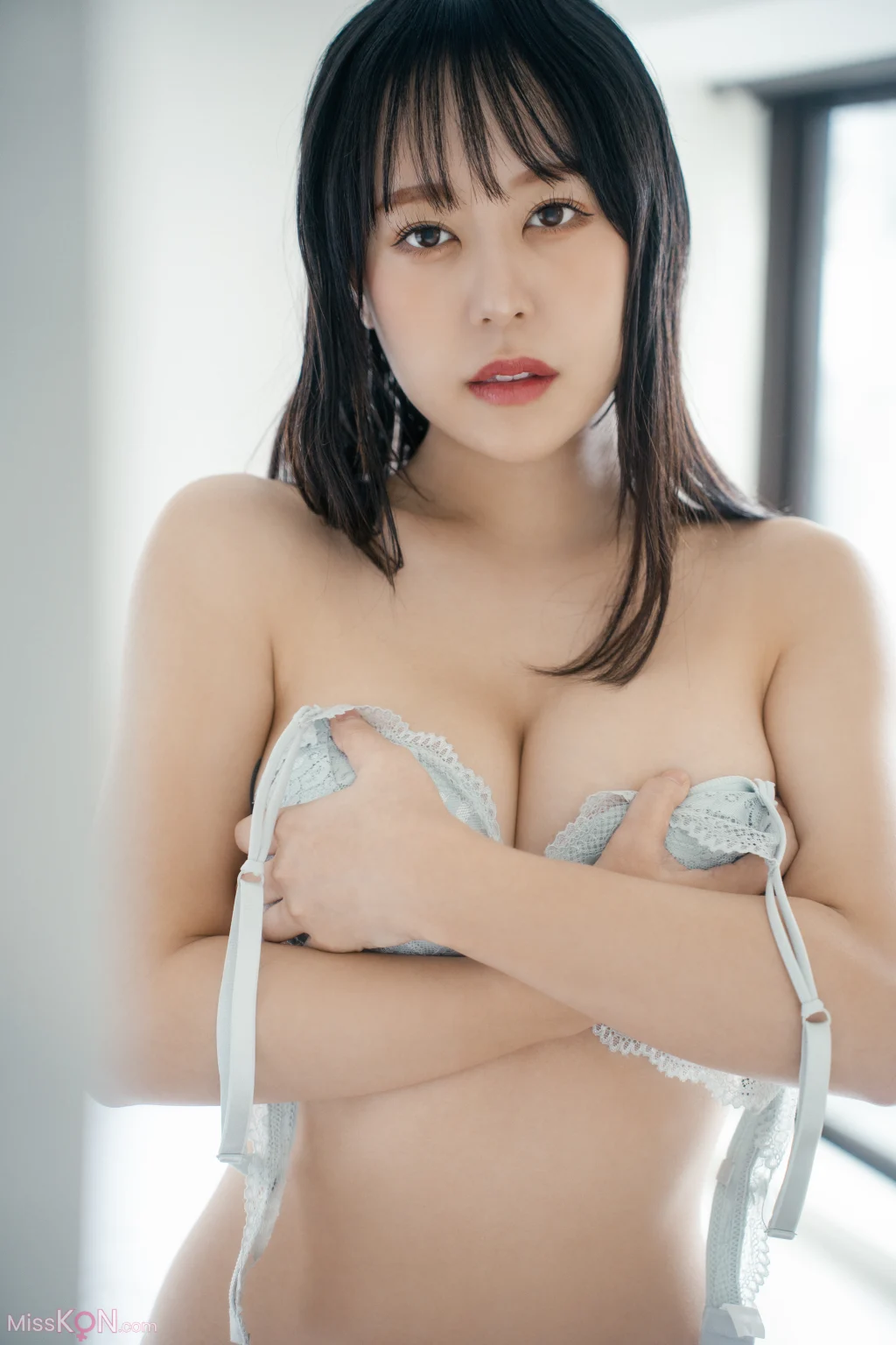 [JP] Otoha Mina (音羽美奈): First Photobook (97 photos) – Page 2