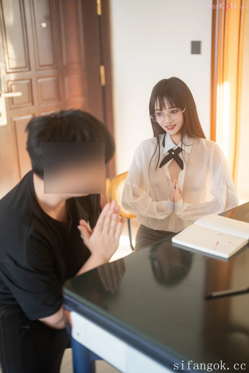 [XR Uncensored] 茂木希子 & 璐璐: R18 希威社模特 家教与后妈 (73 photos)