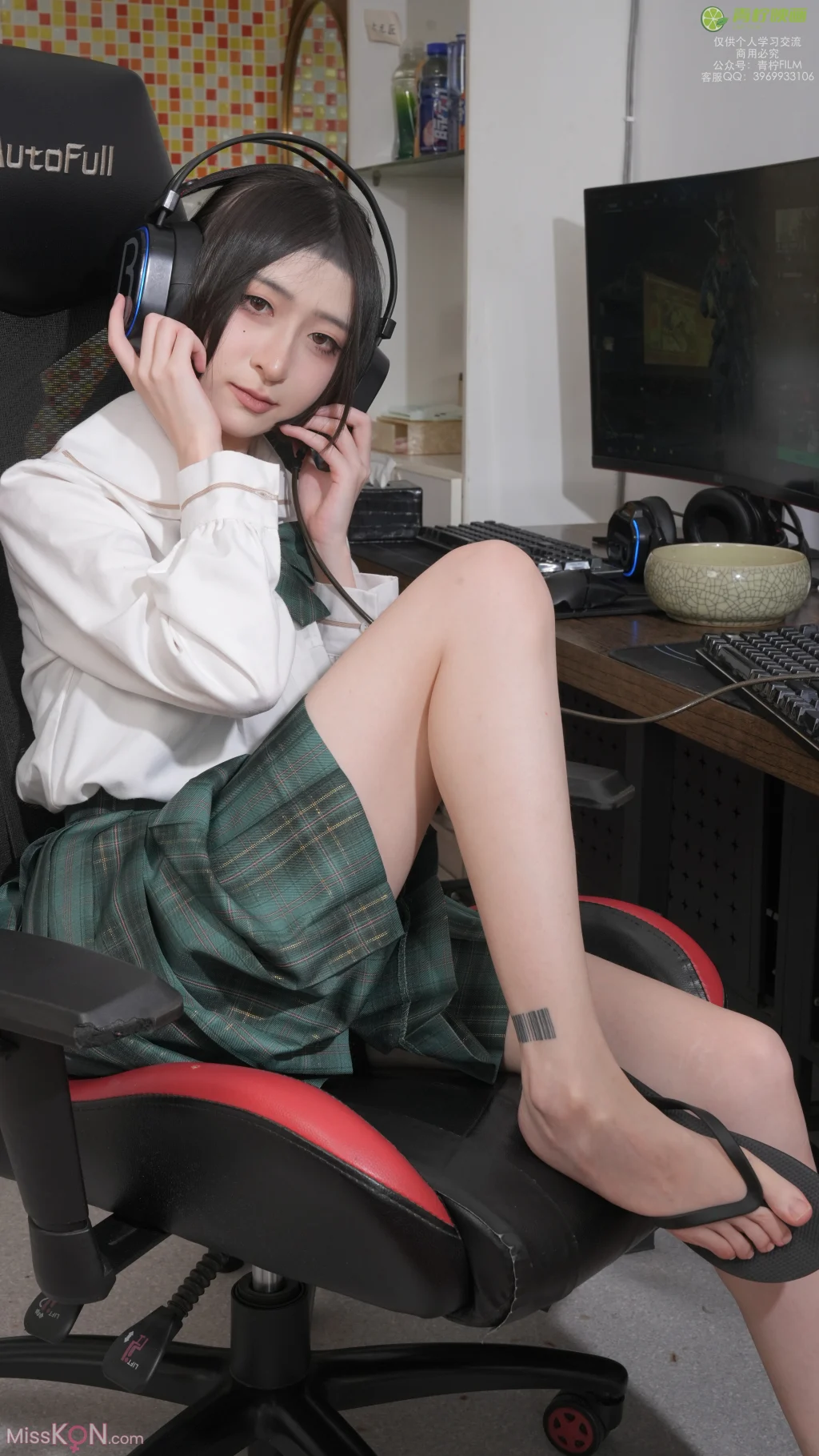 [青柠映画] No.038: AN 电竞JK (112 photos + 2 videos)