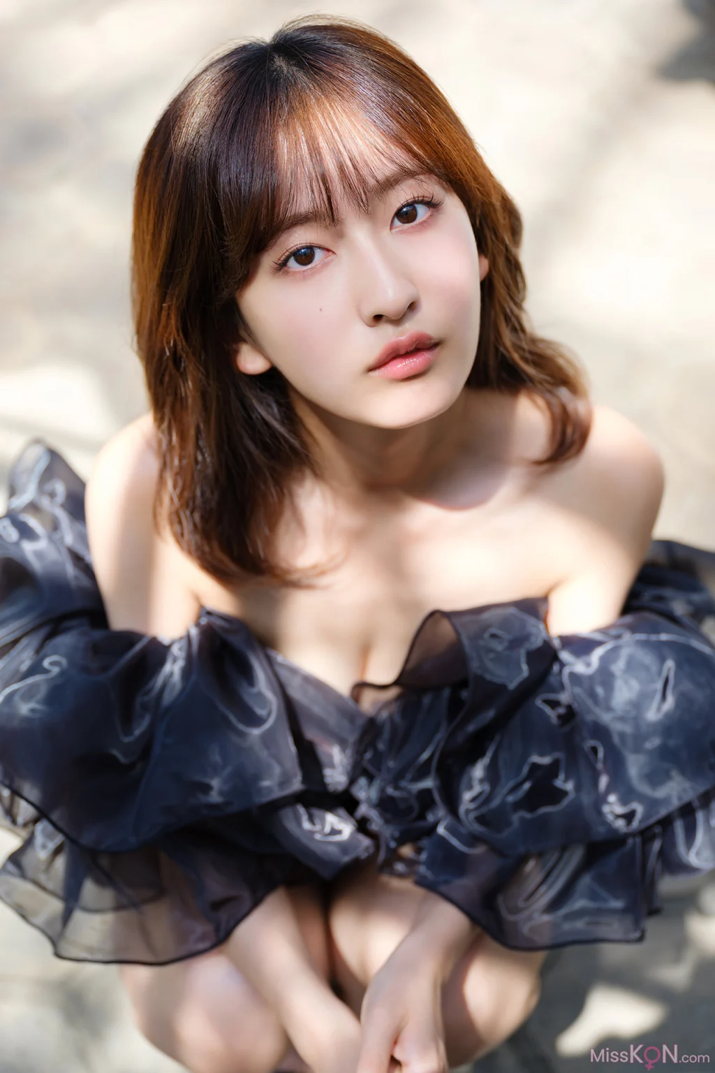 [JP] Rina Saito (斉藤里奈): FLASHデジタル写真集 才媛の秘めごと (70 photos) – Page 2