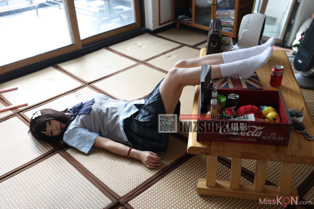 [MZSOCK爱美足] No.381: 歆媛 (110 photos + 1 video) – Page 2