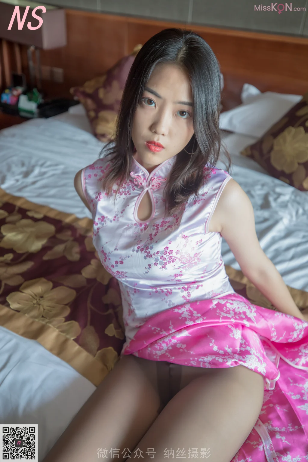 [NS纳丝摄影] No.117: 曼雯的旗袍无缝丝袜 (79 photos + 1 video)