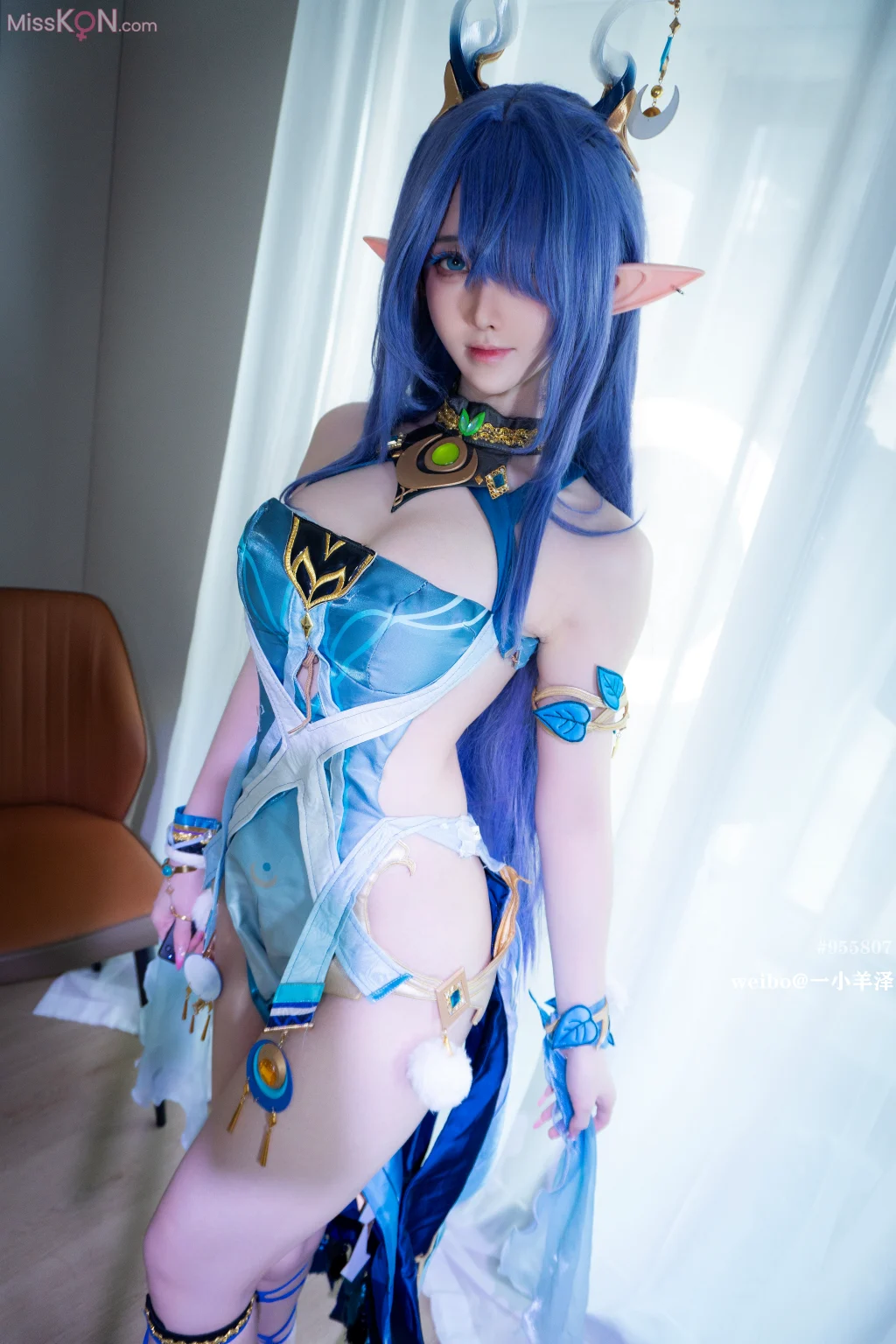 Coser@一小央泽 (yixiaoyangze): 霜铃银鹿 菈乌玛 (115 photos + 1 video)