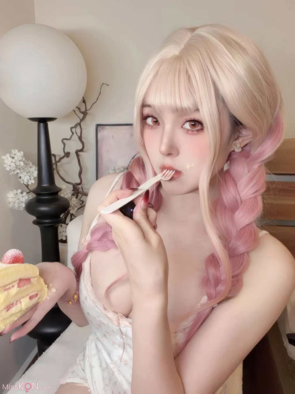 Coser@Natsuko夏夏子: 2026年06月会员订阅奖励 (45 photos + 8 videos) – Page 2