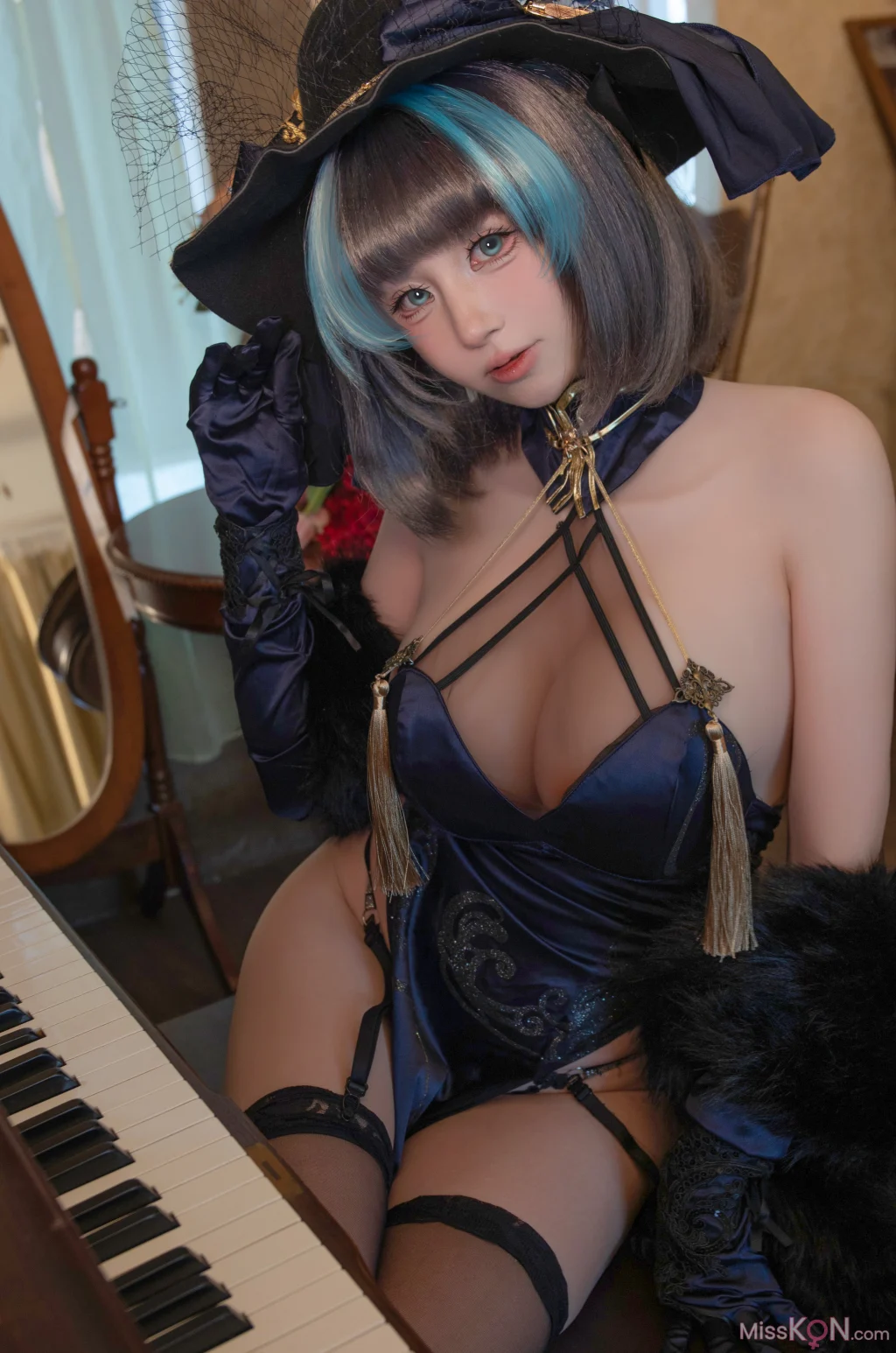 Coser@西园寺南歌: 碧蓝航线 柴郡 (8 photos)
