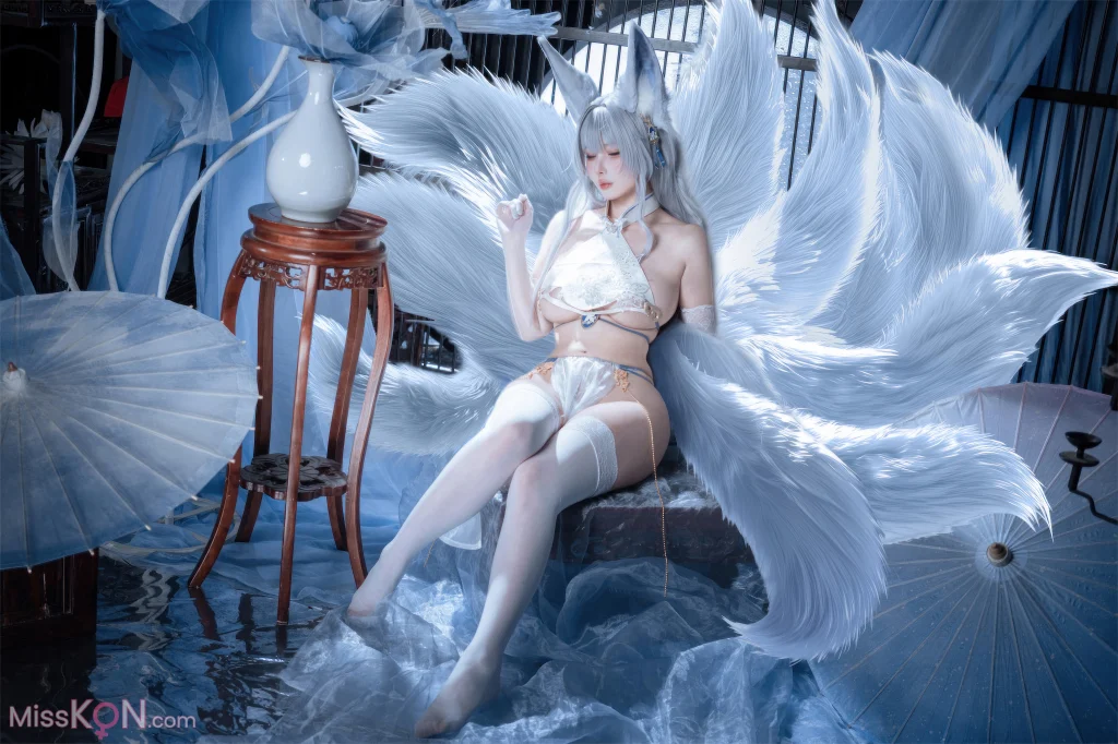 Coser@rioko凉凉子: 碧蓝航线 信浓 旗袍 相融一梦 (25 photos)