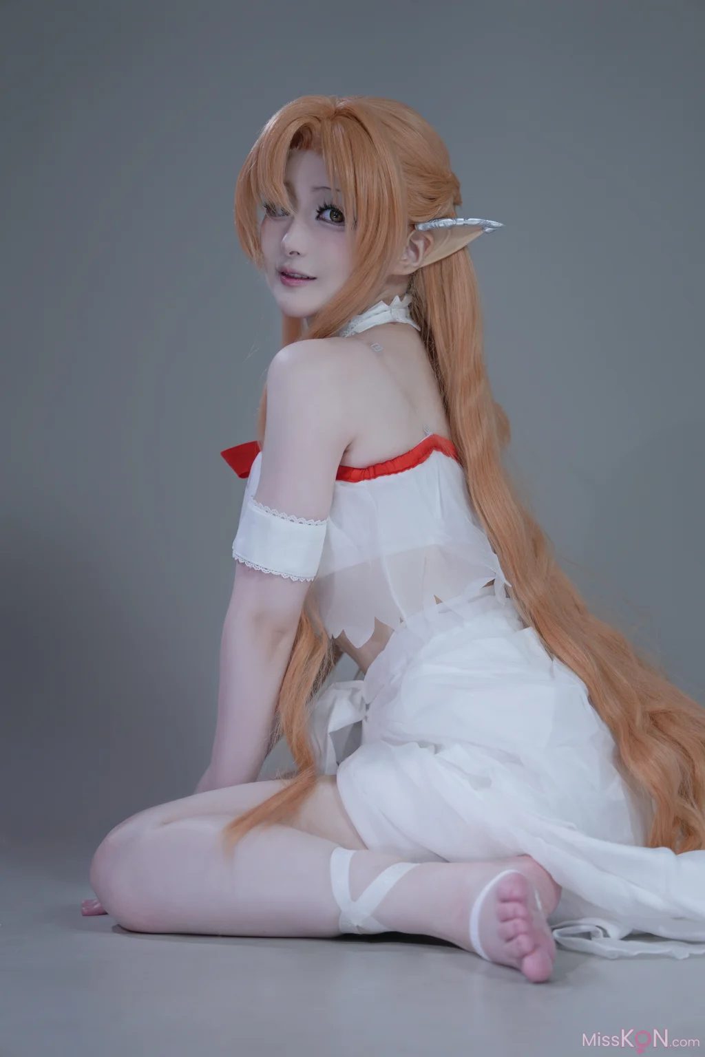 Coser@幼愛Youmeko: 刀剑神域-亚丝娜·精灵囚服 (54 photos + 4 videos)