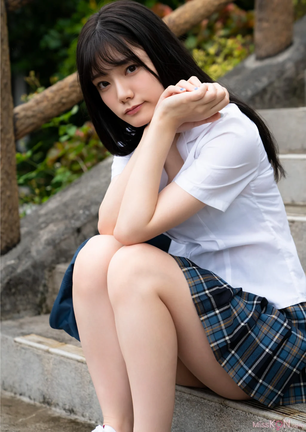 [JP] Miyashita Rena (宮下玲奈): 1st写真集『透明少女』増ページ【デジタル特装版】 (114 photos)