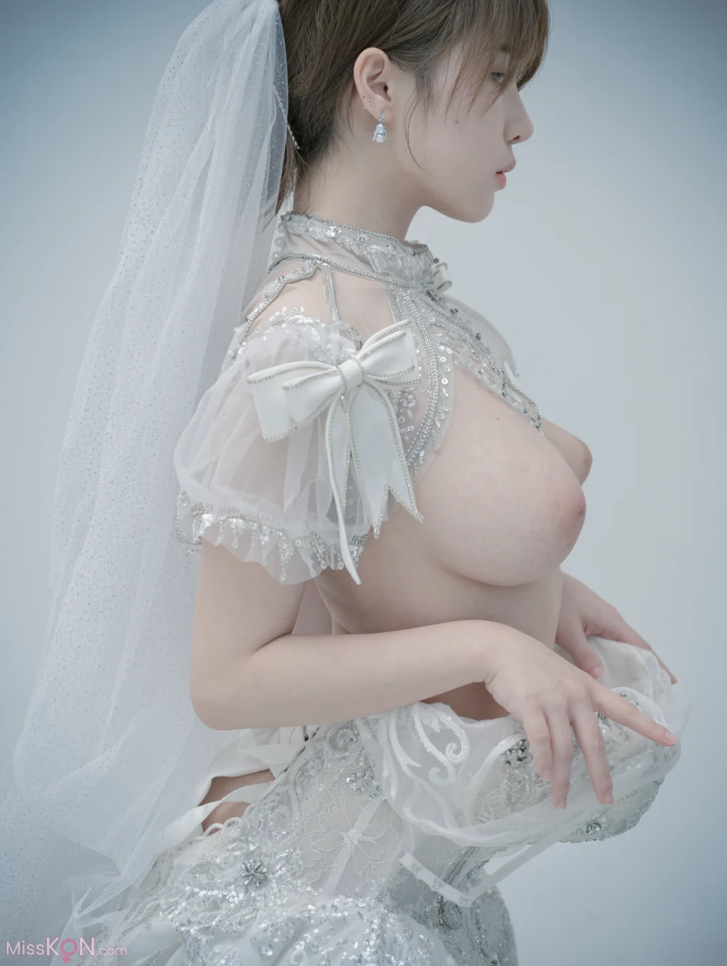 [OtherXXX] 三上鱼亚: 顶级唯美巨乳摄影写拍 (243 photos + 1 video)