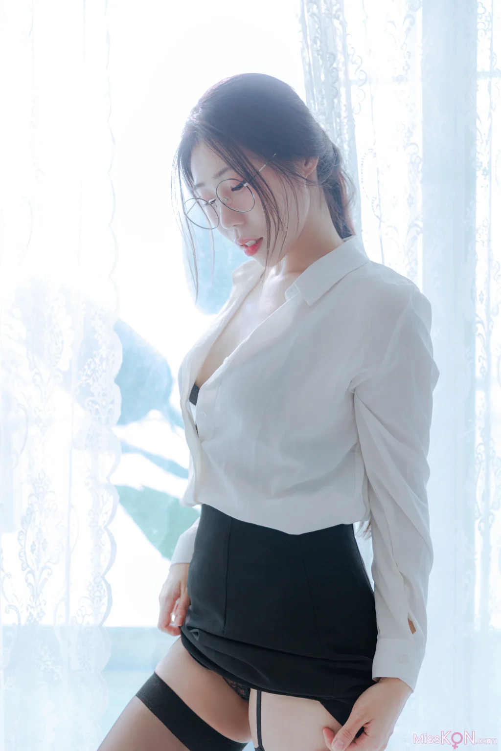 [Porrinn] EUN: Office Girl (75 photos)