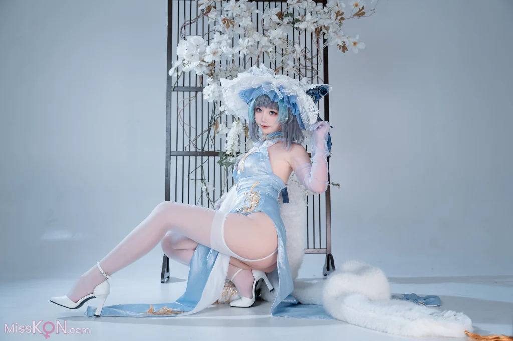 Coser@面饼仙儿: 碧蓝航线-柴郡猫猫蓝旗袍 (40 photos)