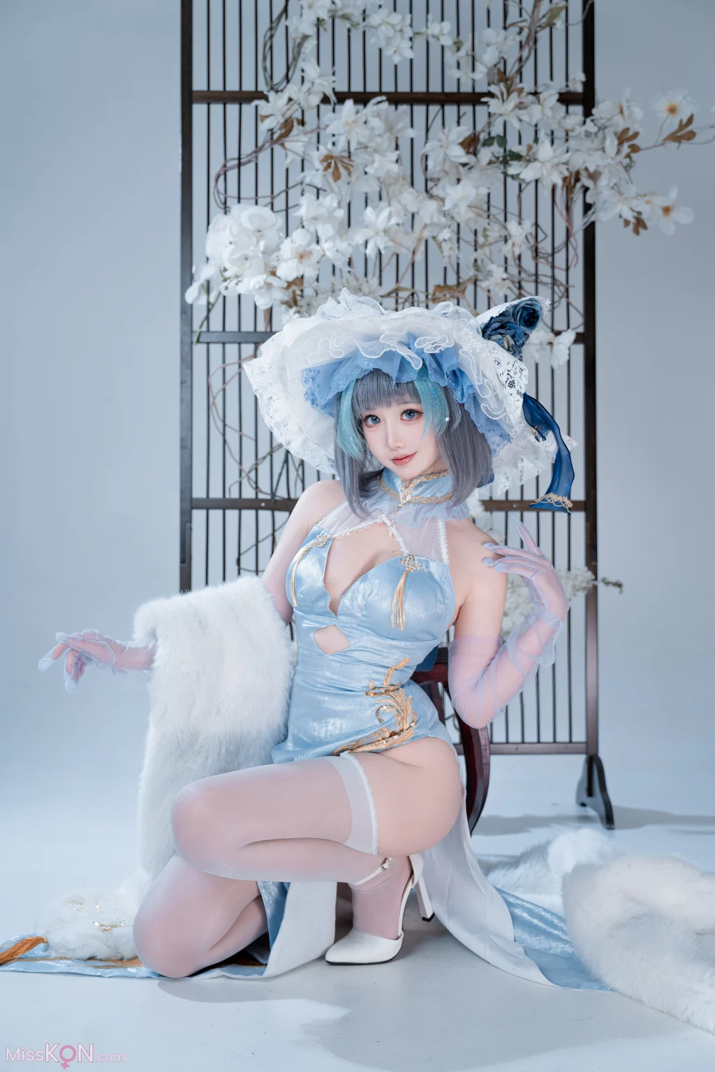 Coser@面饼仙儿: 碧蓝航线-柴郡猫猫蓝旗袍 (40 photos)