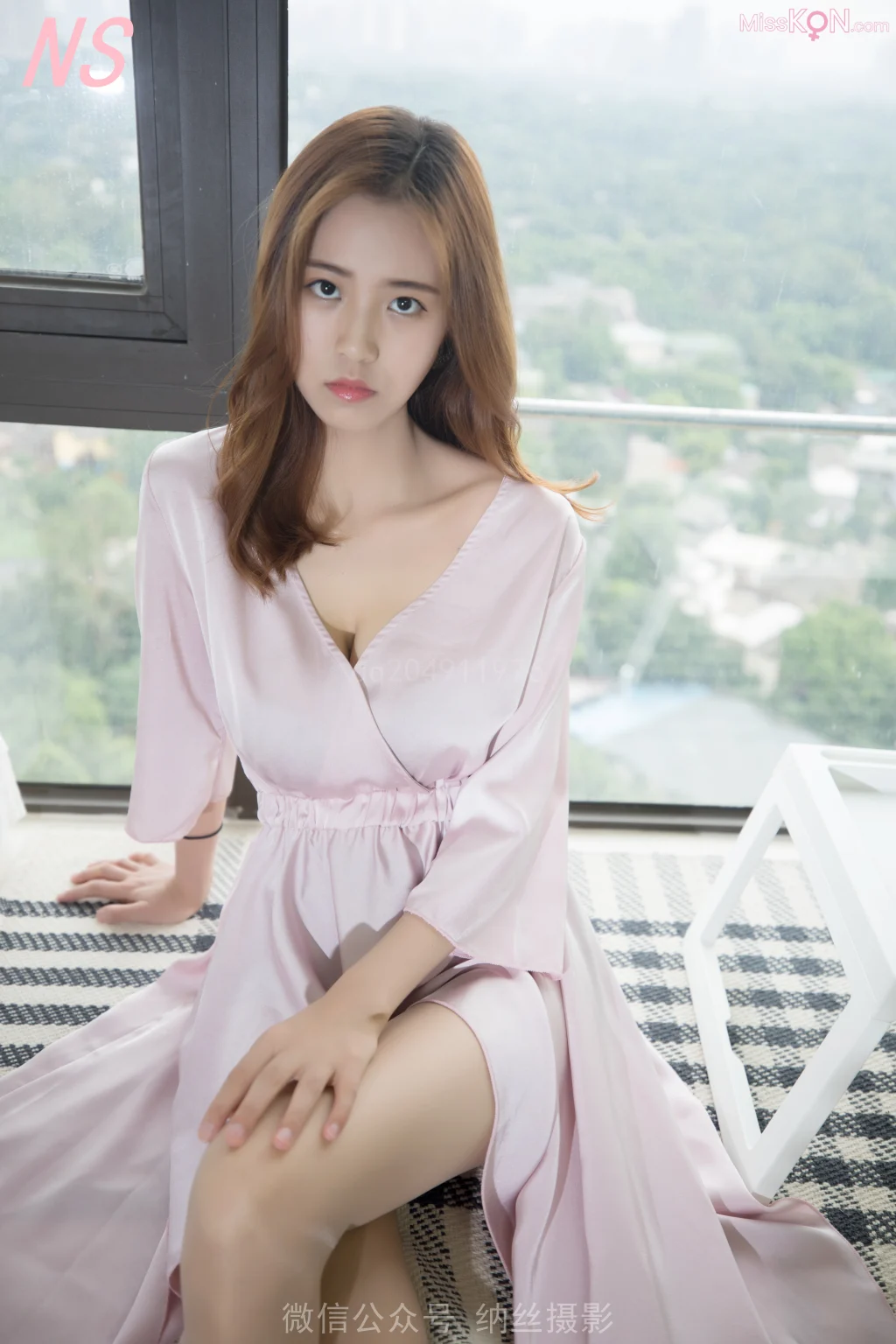 [NS纳丝摄影] No.122: 美女主播寒霜 睡衣诱惑 (91 photos)