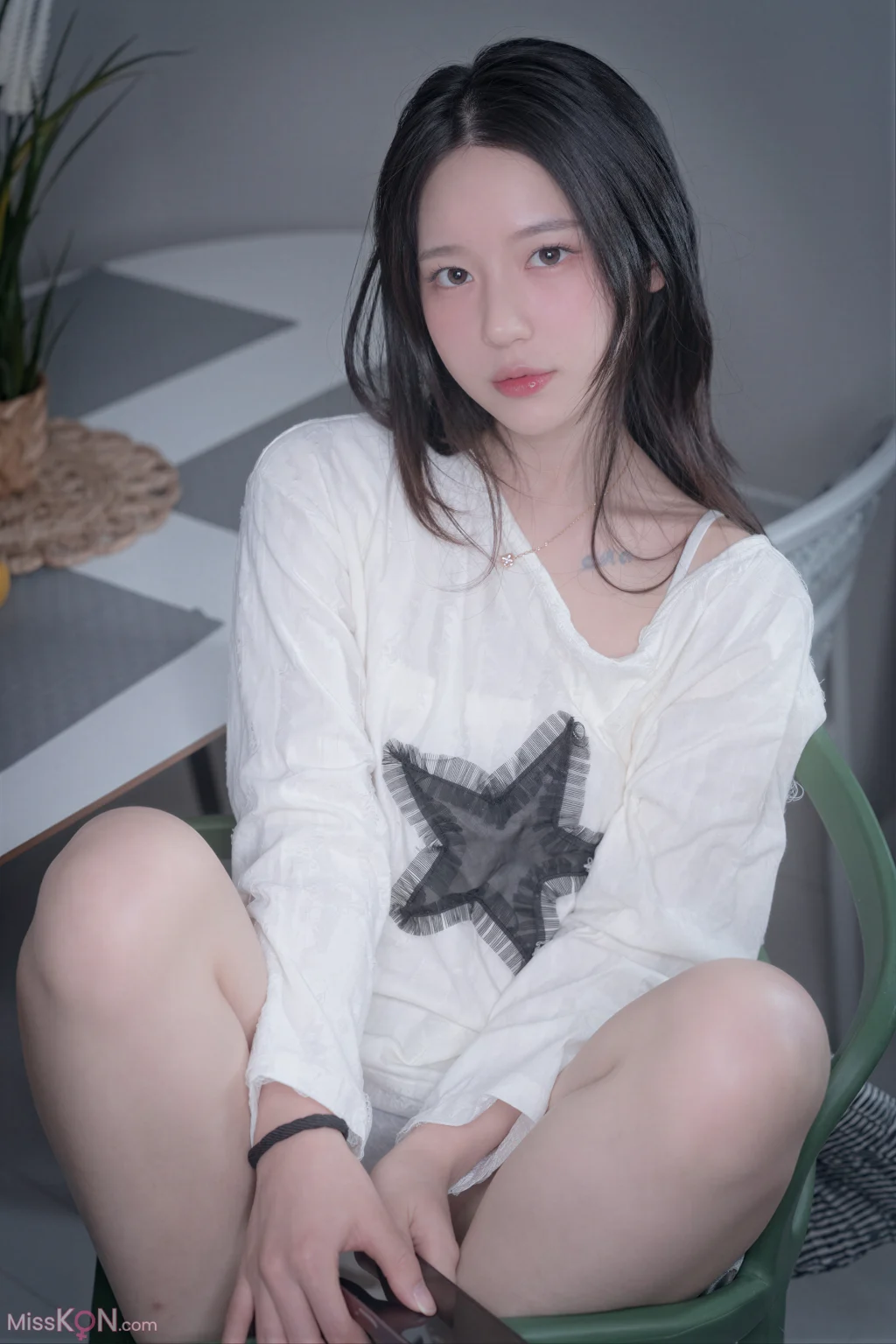 [AI Enhanced] X-LEVEL Yeha (예하): Vol.81 Bitch Sister (87 photos)