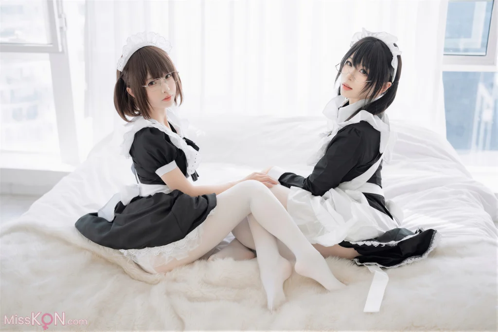 Coser@轩萧学姐 & 十万珍吱伏特: 双人女仆 (110 photos + 1 video) – Page 2
