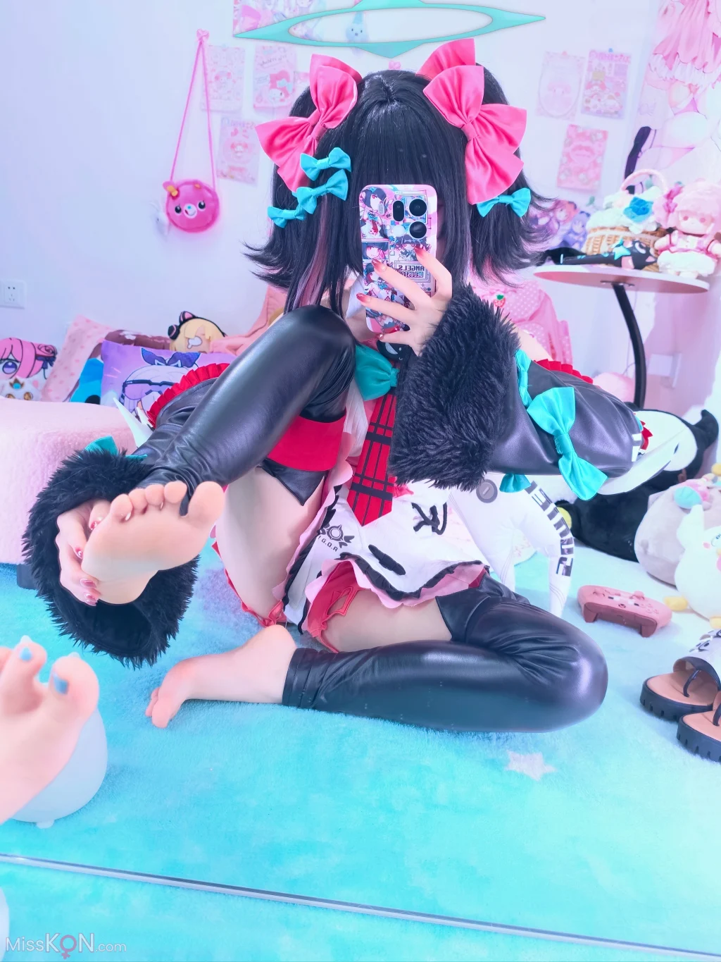 Coser@染三ran3: 绝区零 南宫羽 (88 photos + 4 videos)