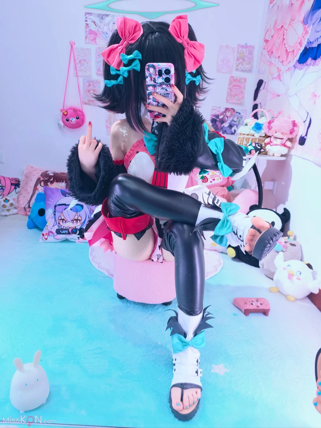 Coser@染三ran3: 绝区零 南宫羽 (88 photos + 4 videos) – Page 2