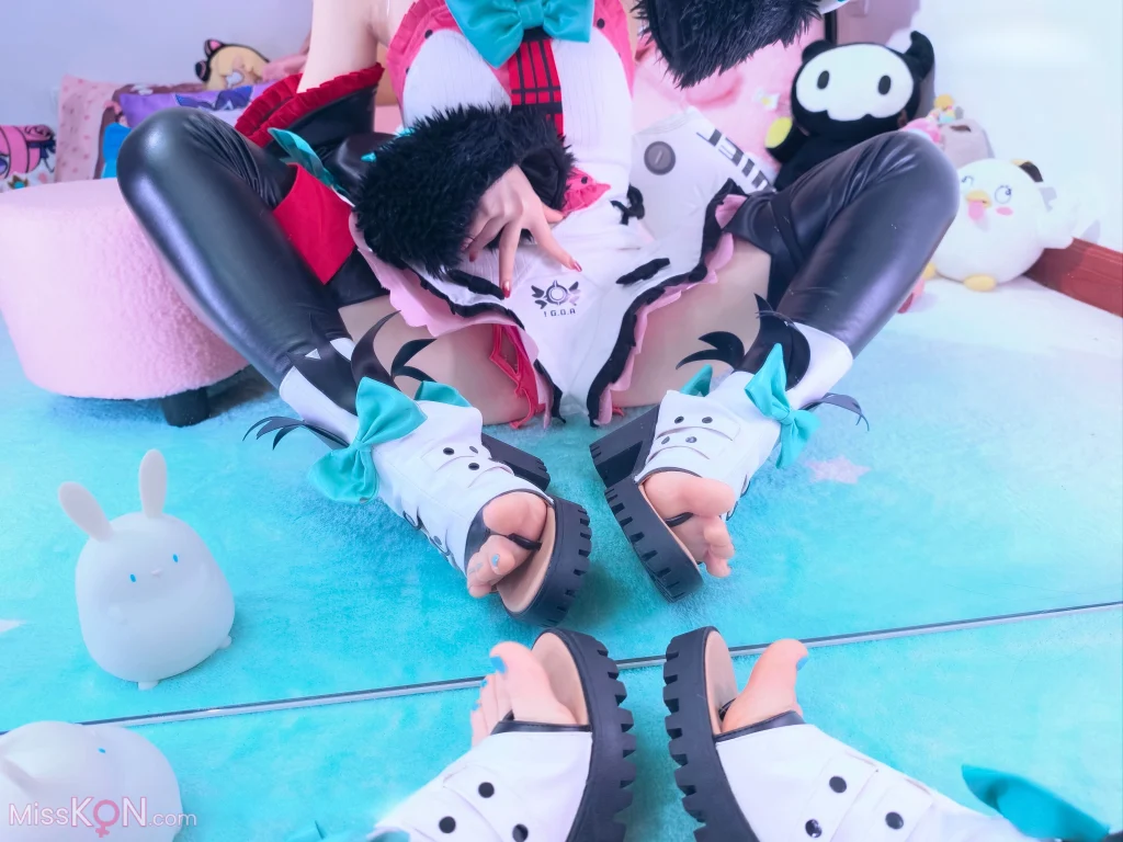 Coser@染三ran3: 绝区零 南宫羽 (88 photos + 4 videos) – Page 2