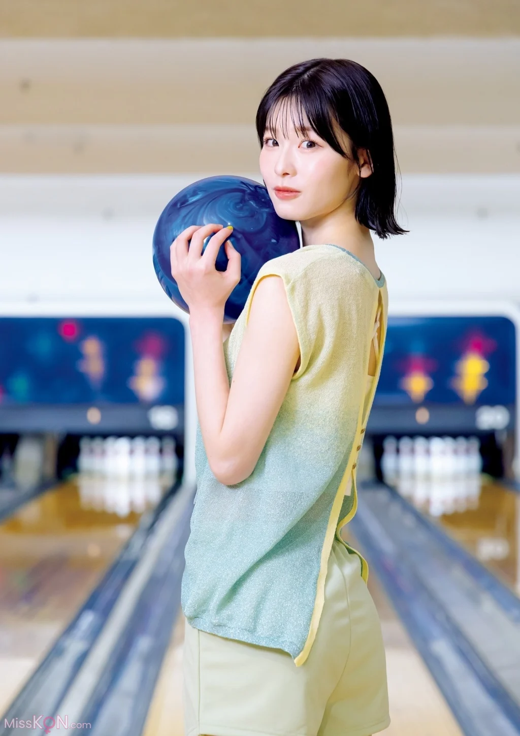 [JP] Nanami Asai (浅井七海): 1st写真集　ナナミイロ【電子特典付き】 (154 photos) – Page 2