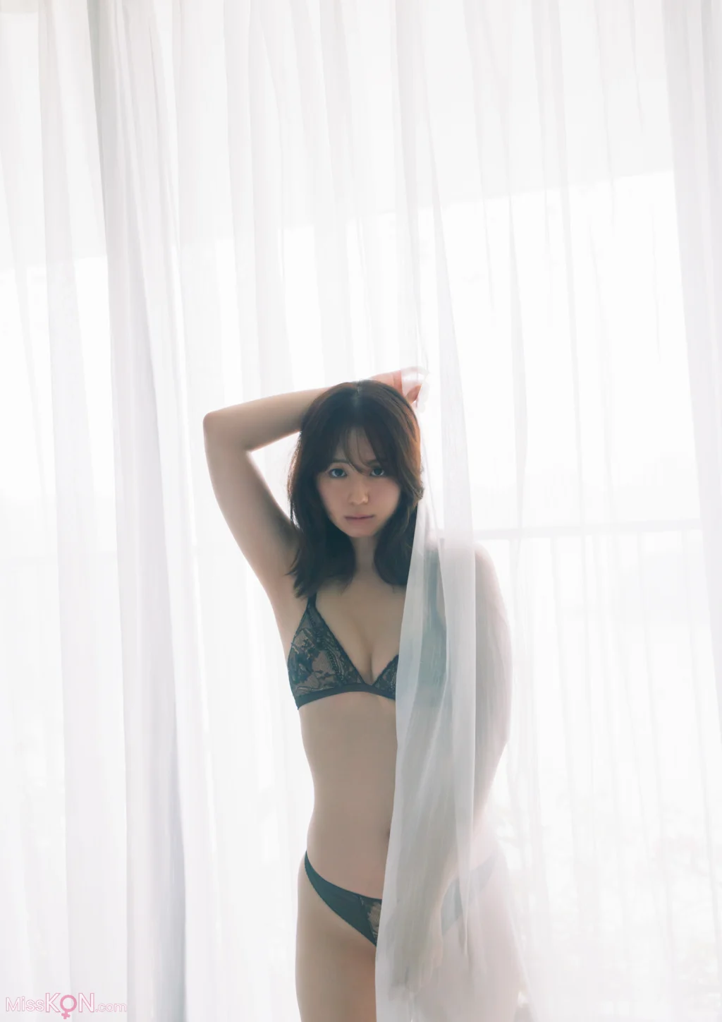 [JP] Rina Koike (小池里奈): 【電子版だけの特典カットつき】写真集『crave』 (129 photos)
