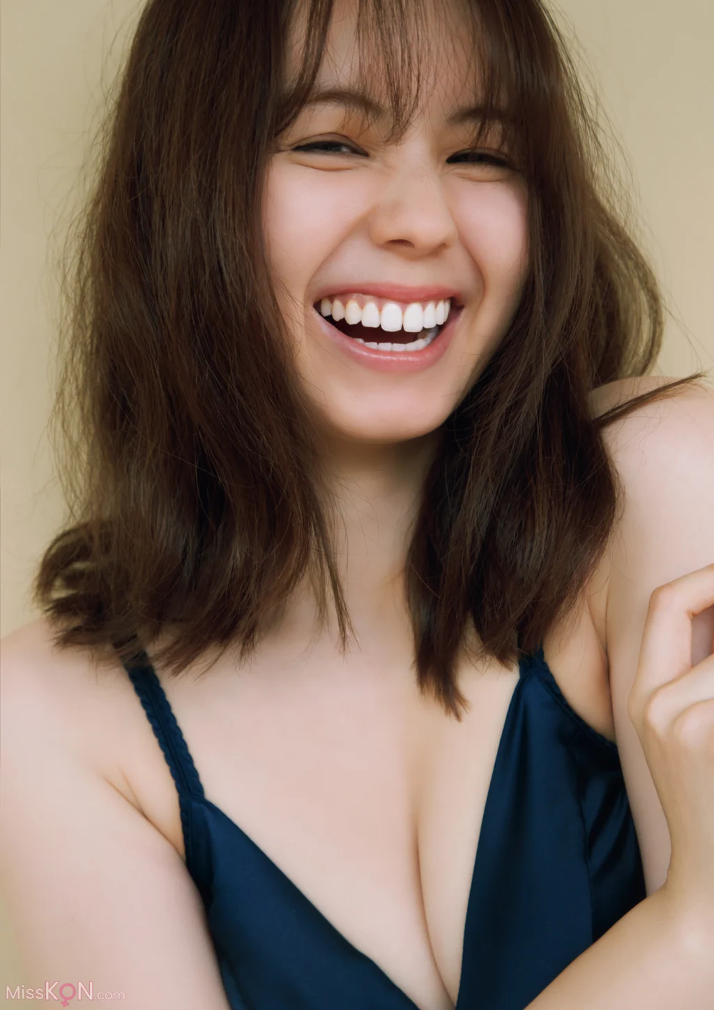 [JP] Rina Koike (小池里奈): 【電子版だけの特典カットつき】写真集『crave』 (129 photos) – Page 2