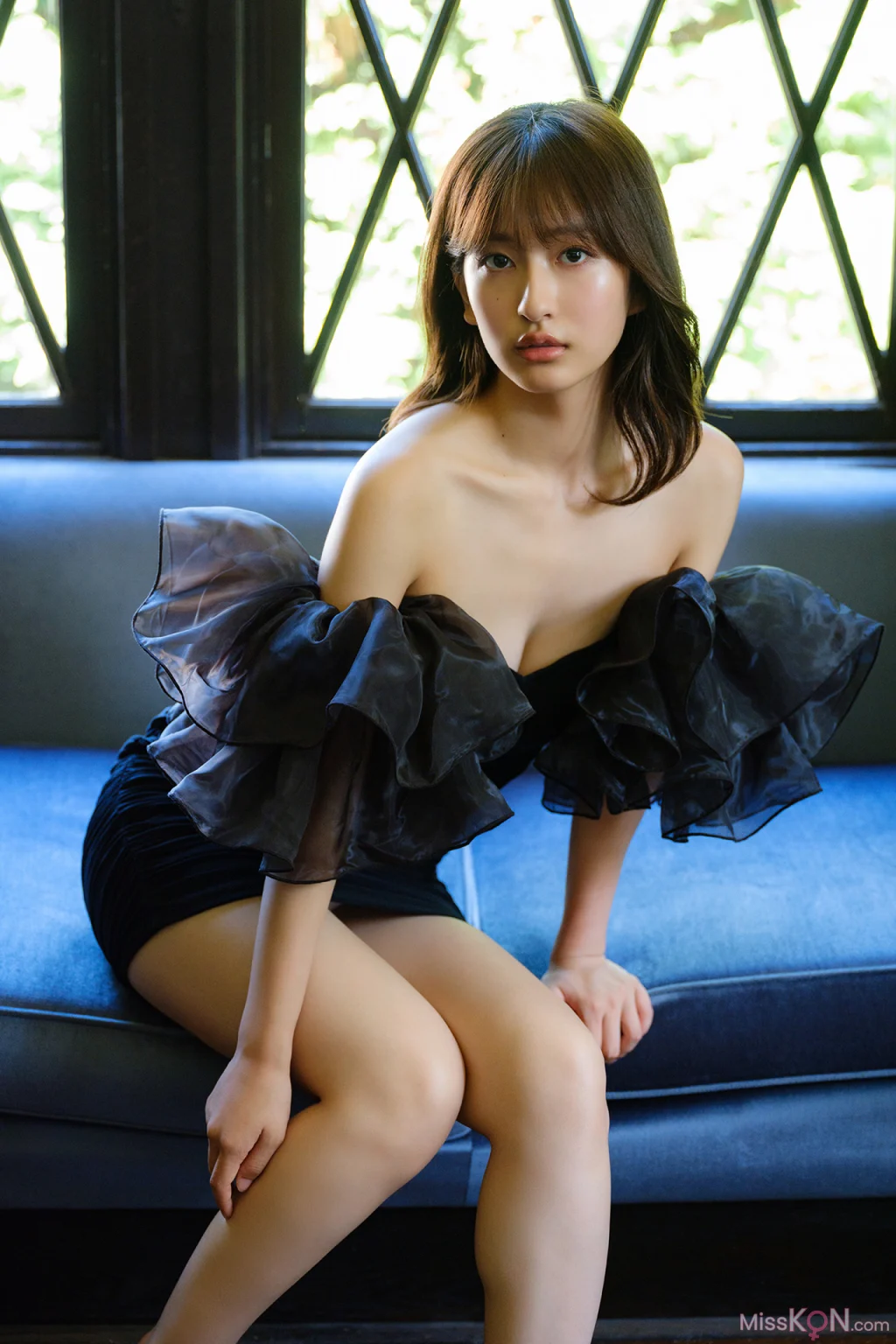 [JP] Rina Saito (斉藤里奈): FLASHデジタル写真集 才媛の秘めごと (78 photos) – Page 2