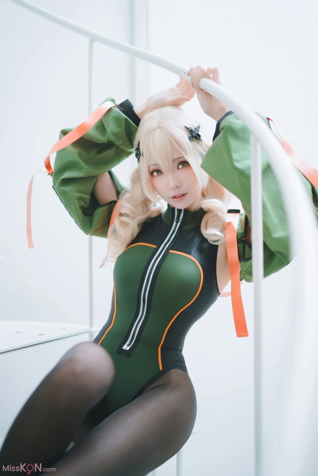 Coser@Ely_eee (ElyEE子): Crocodile Alert 鱷魚警報 (46 photos)