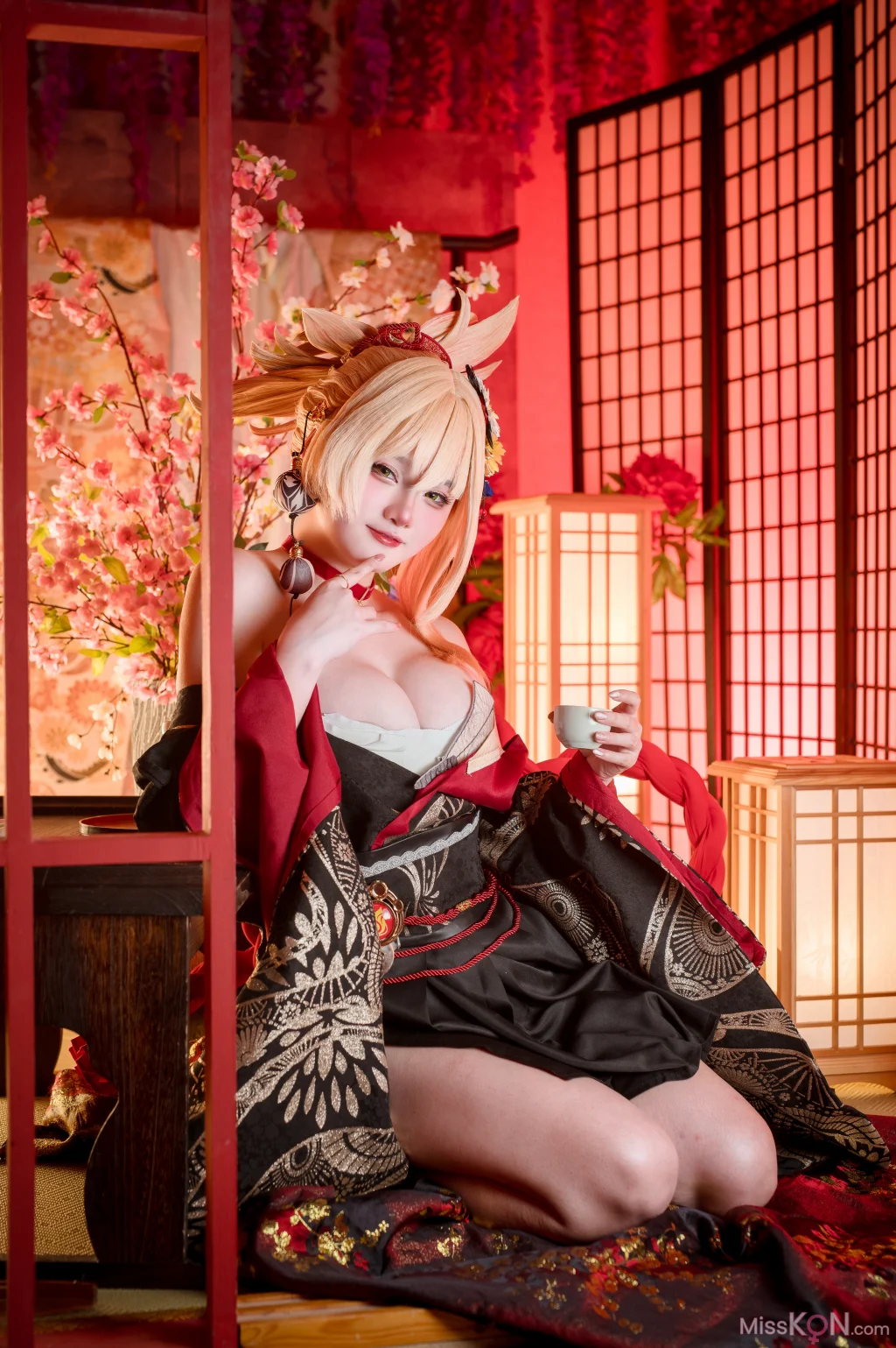 Coser@Xiaoyukiko小鱼: Yoimiya Yukata (32 photos)