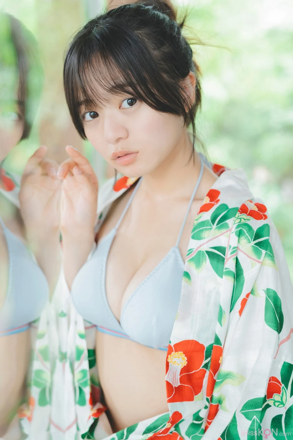 [JP] Ayano Kato (加藤綾乃): 【増量版 全50P】ミスマガのアソビバ！ なつやすみ！ヤンマガデジタル写真集 (57 photos)