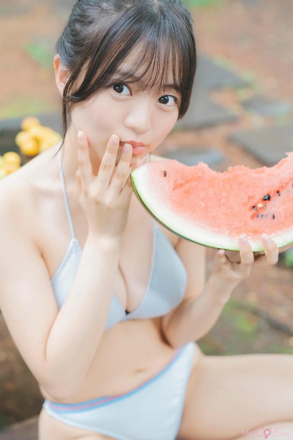 [JP] Ayano Kato (加藤綾乃): 【増量版 全50P】ミスマガのアソビバ！ なつやすみ！ヤンマガデジタル写真集 (57 photos) – Page 2
