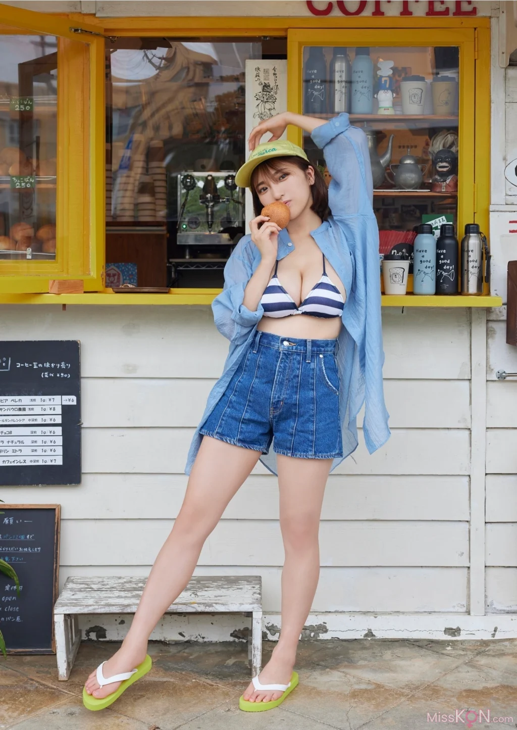 [JP] Yūki Mita (三田悠貴): 【デジタル限定 YJ PHOTO BOOK】 「Landing in “Tropical” islands!!!」 (56 photos)
