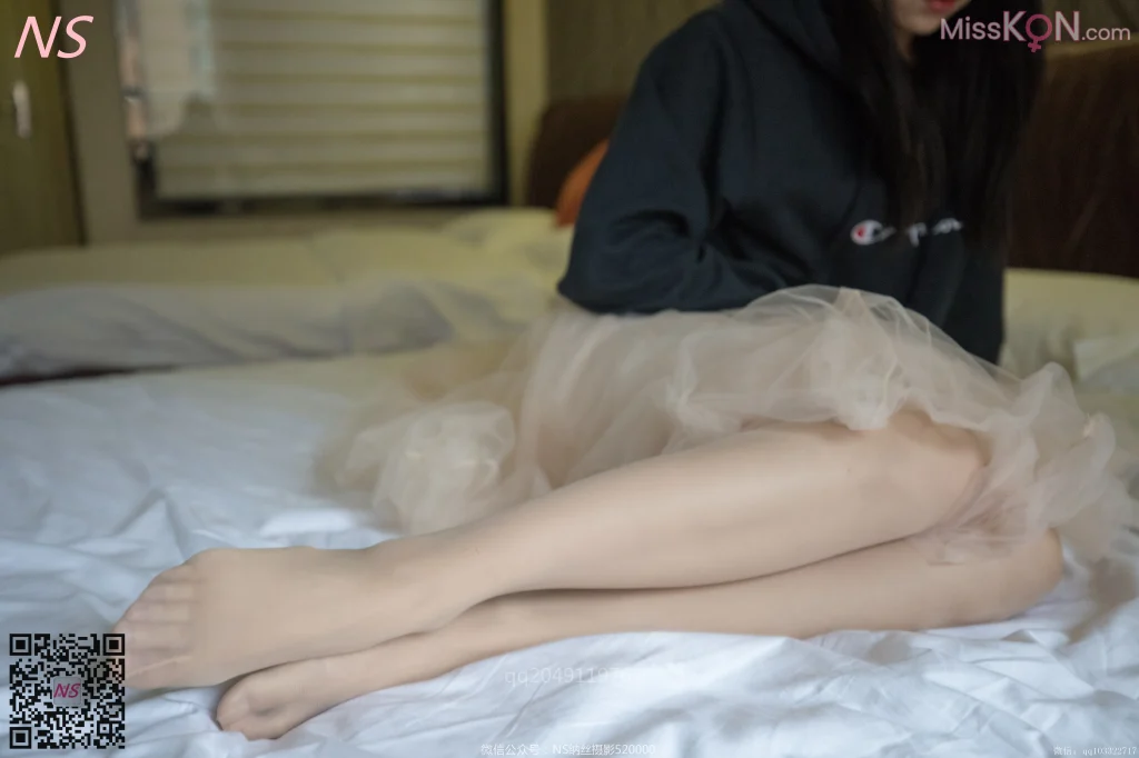 [NS纳丝摄影] No.132: 悠悠的丝袜美腿玉足美美哒 (80 photos) – Page 2