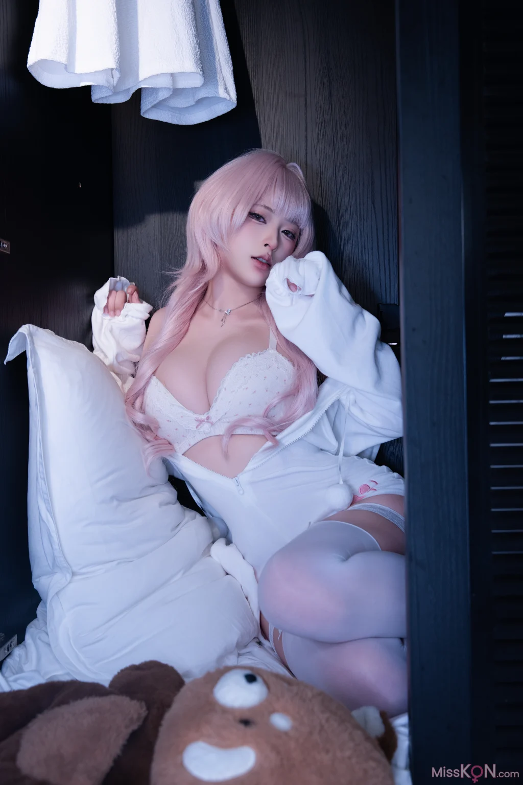 Coser@清水由乃: 衣柜里的兔子 (71 photos + 1 video) – Page 2