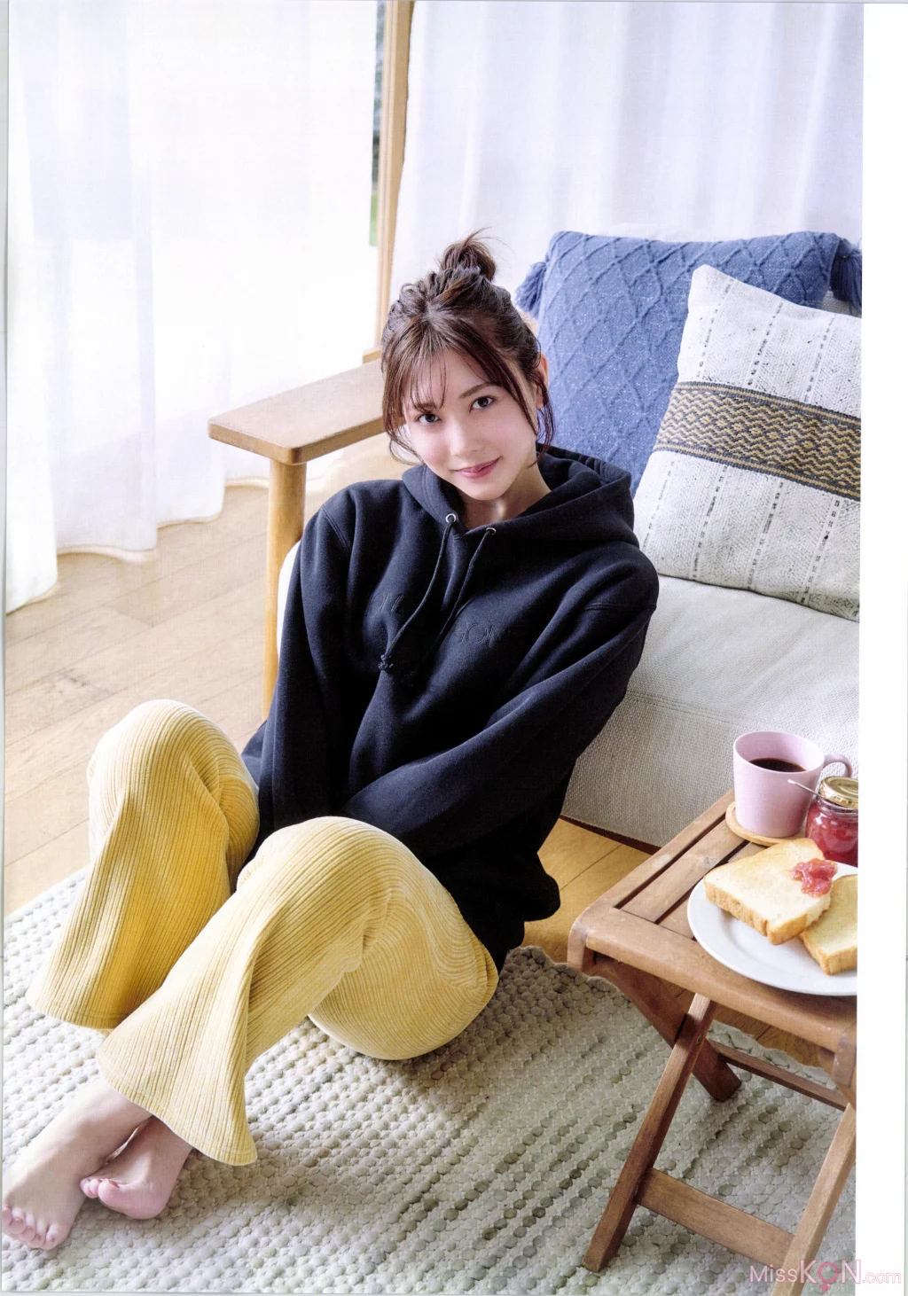 [JP] Junna Ito (伊藤純奈): Unfussy (76 photos)